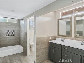 30 Country Wood, Pomona CA 91766