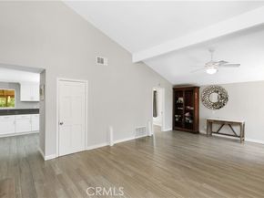 30 Country Wood, Pomona CA 91766