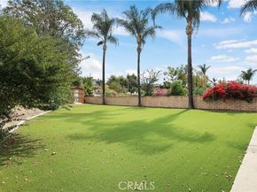 30 Country Wood, Pomona CA 91766