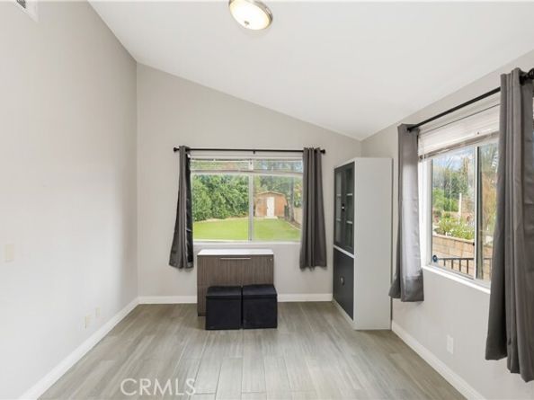 30 Country Wood, Pomona CA 91766