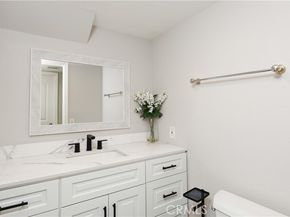 30 Country Wood, Pomona CA 91766