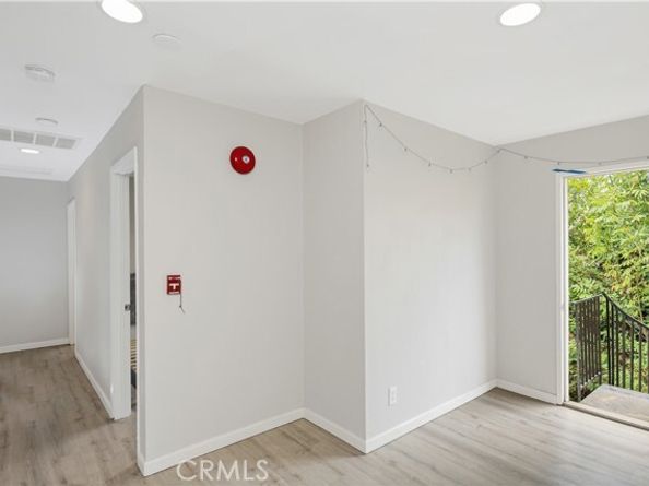 30 Country Wood, Pomona CA 91766