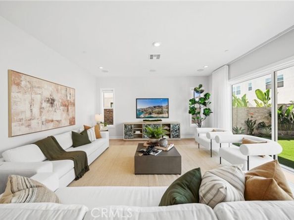 181 Buckeye, Lake Forest (el Toro) CA 92630