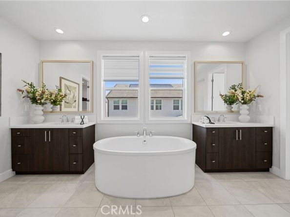 181 Buckeye, Lake Forest (el Toro) CA 92630