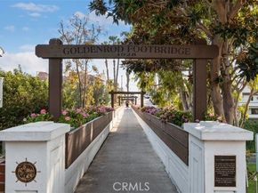 701 Poinsettia Avenue, Corona Del Mar (newport Beach) CA 92625