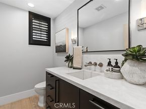 701 Poinsettia Avenue, Corona Del Mar (newport Beach) CA 92625