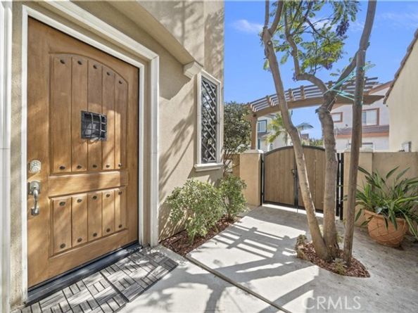 9913 Lower Azusa, Temple City CA 91780