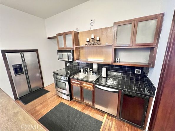 606 E 6th Street, Los Angeles CA 90021