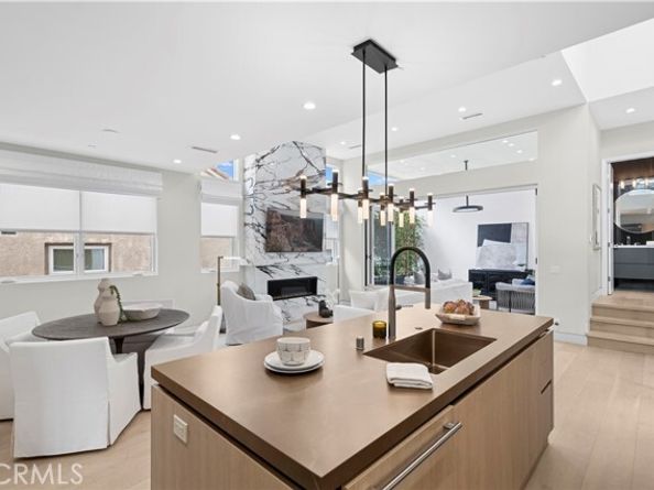 508 Acacia, Corona Del Mar (newport Beach) CA 92625