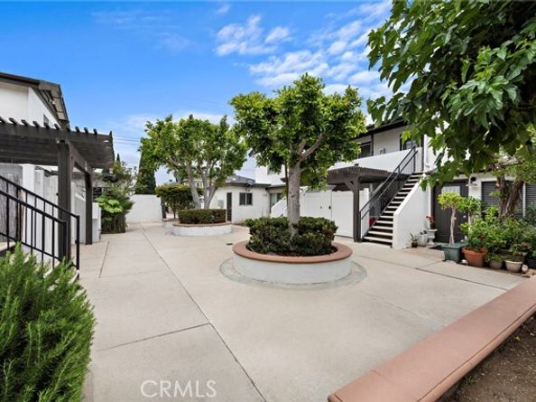 1016 Valencia Street, Costa Mesa CA 92626