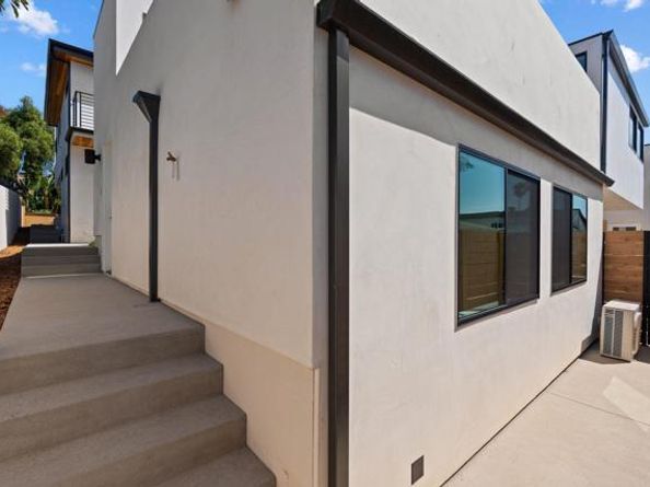 2052 Montgomery Avenue, Cardiff By The Sea (encinitas) CA 92007