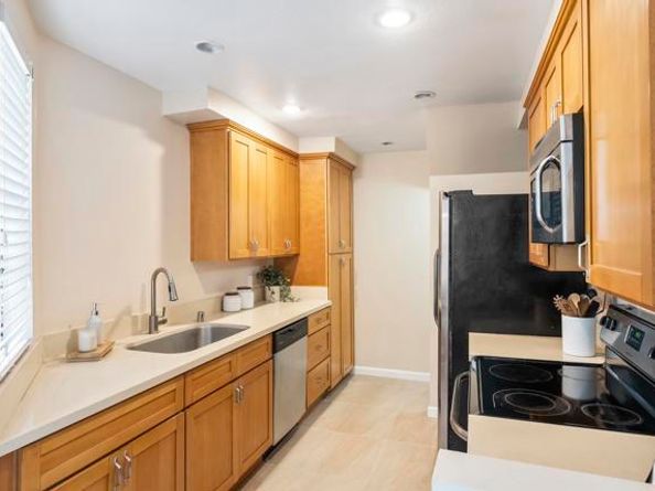 8441 Via Mallorca 76, La Jolla (san Diego) CA 92037