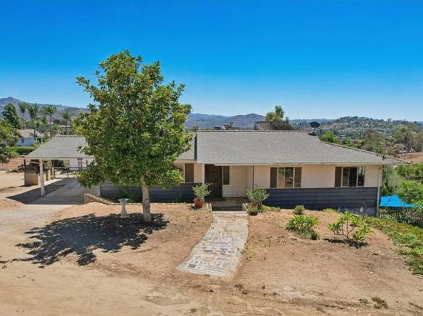 3158 Mary Ln, Escondido CA 92025