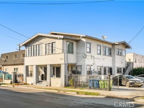 1425 W 18th St., Los Angeles CA 90006