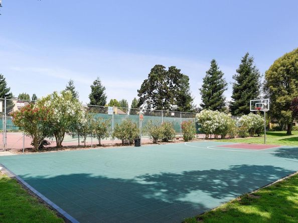 3344 Solomon Ln, Alameda CA 94502