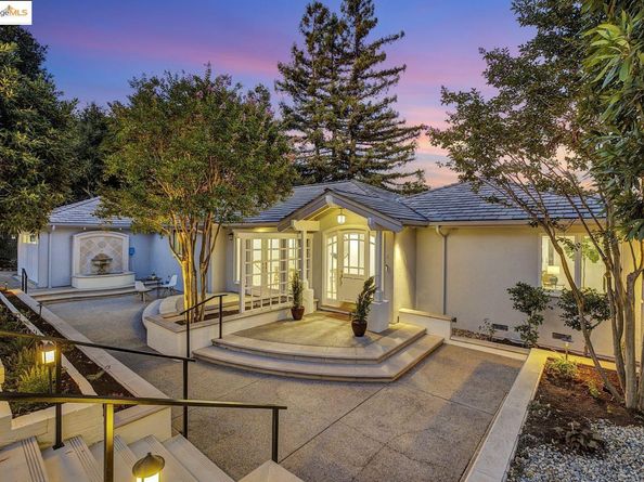 15 Los Dedos Road, Orinda CA 94563