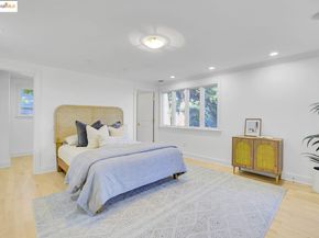 15 Los Dedos Road, Orinda CA 94563