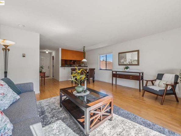 518 Kains Ave 103, Albany CA 94706