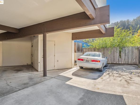 518 Kains Ave 103, Albany CA 94706