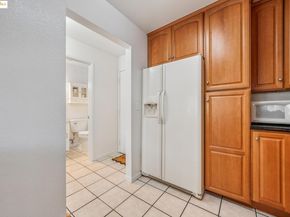 518 Kains Ave 103, Albany CA 94706