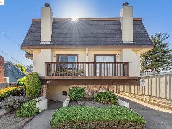 518 Kains Ave 103, Albany CA 94706