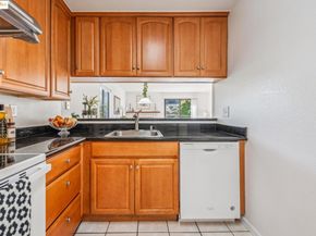 518 Kains Ave 103, Albany CA 94706