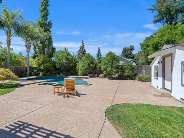 2172 La Salle Dr, Walnut Creek CA 94598