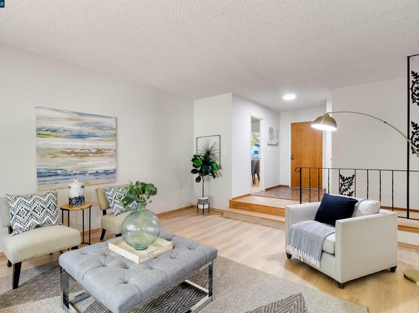 1856 Carriage Dr, Walnut Creek CA 94598