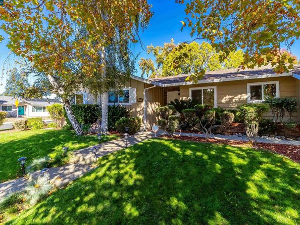 1856 Carriage Dr, Walnut Creek CA 94598