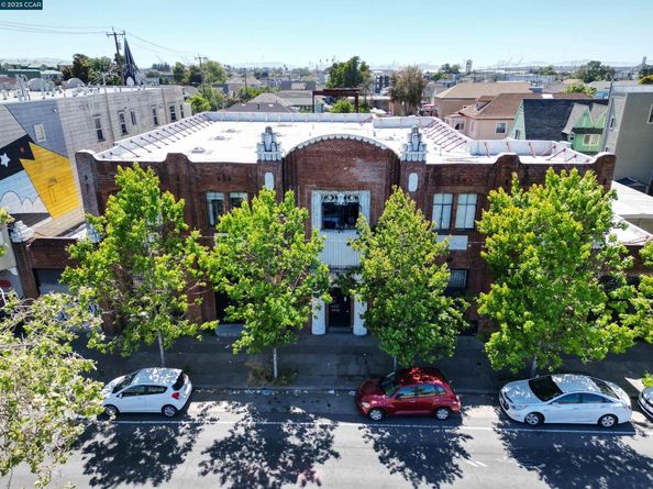 2521 San Pablo Ave, Oakland CA 94612