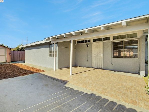 2675 Leeward St, Hayward CA 94545