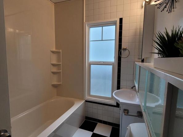 3504 68Th Ave, Oakland CA 94605