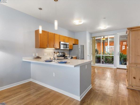 340 29th Ave. 207, Oakland CA 94601