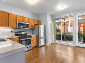 340 29th Ave. 207, Oakland CA 94601