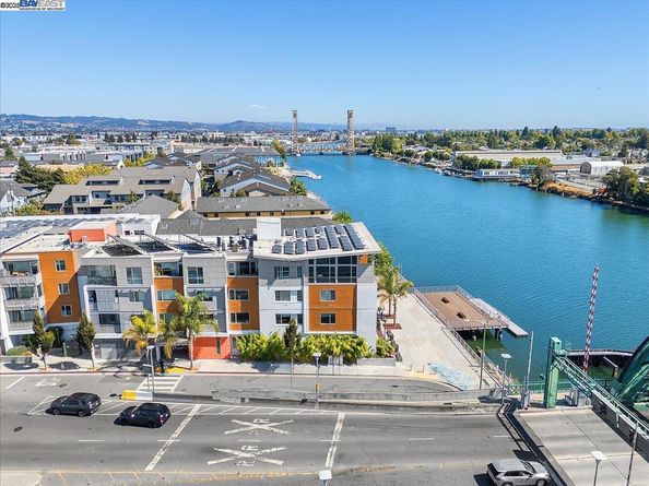 340 29th Ave. 207, Oakland CA 94601