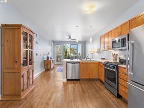 340 29th Ave. 207, Oakland CA 94601