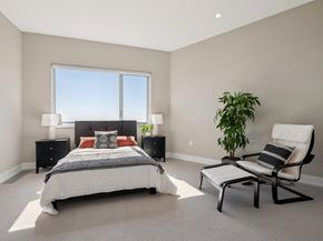 25 Diablo Dr, Oakland CA 94611