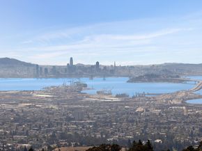 25 Diablo Dr, Oakland CA 94611