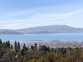25 Diablo Dr, Oakland CA 94611