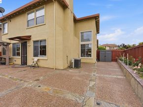 234 Bridgewater Rd, Hayward CA 94544