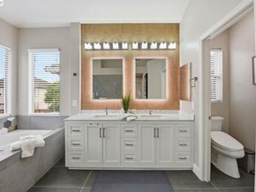 234 Bridgewater Rd, Hayward CA 94544
