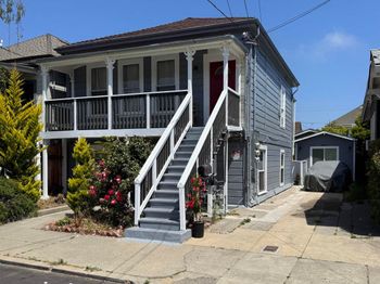 840 Oak St