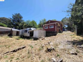 27030 Parkside Dr, Hayward CA 94542
