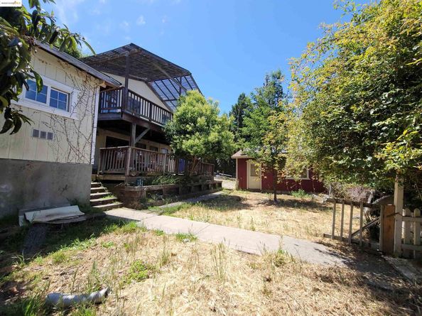 27030 Parkside Dr, Hayward CA 94542