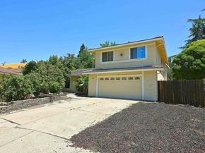 15 El Portal Ct, Clayton CA 94517