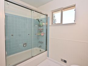 15 El Portal Ct, Clayton CA 94517