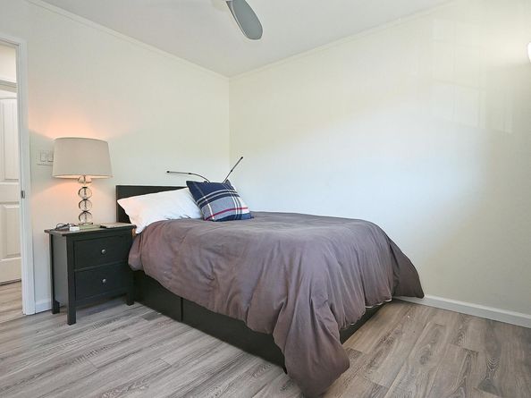 15 El Portal Ct, Clayton CA 94517
