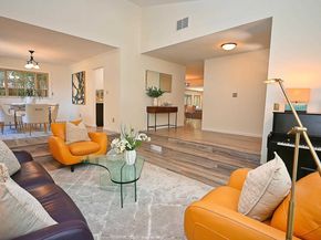 15 El Portal Ct, Clayton CA 94517