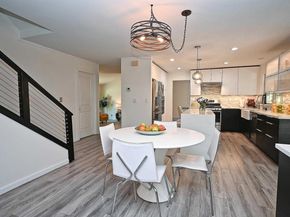15 El Portal Ct, Clayton CA 94517
