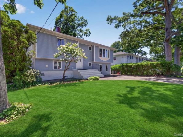 370 Chelsea Avenue, West Babylon NY 11704